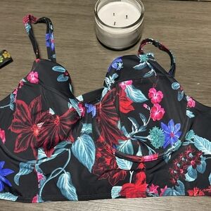 New! Torrid swim top 3 D/DD